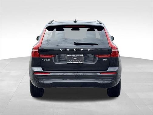 2023 Volvo XC60 B5 Core