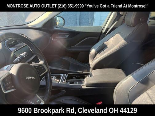 2018 Jaguar F-PACE 30t R-Sport