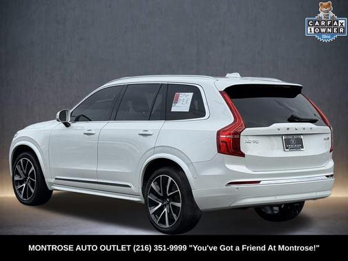 2023 Volvo XC90 B5 Plus