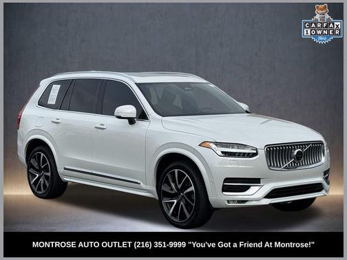 2023 Volvo XC90 B5 Plus