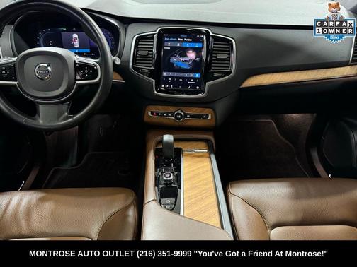 2023 Volvo XC90 B5 Plus