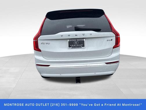 2023 Volvo XC90 B5 Plus