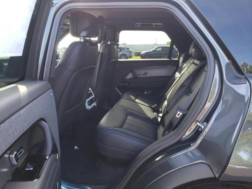 2025 Land Rover Range Rover Sport SE