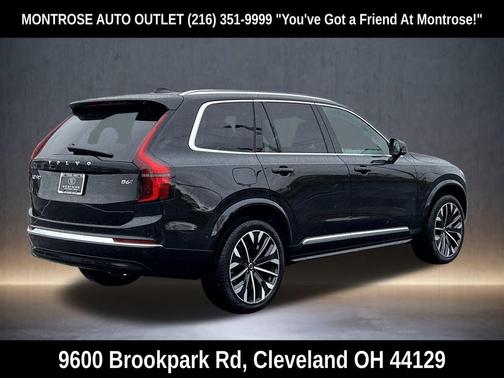 2026 Volvo XC90 B6 Ultra Dark Theme 7-Seater