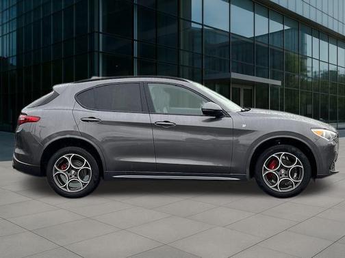 2023 Alfa Romeo Stelvio Ti