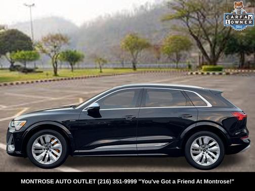 2022 Audi e-tron S Premium Plus