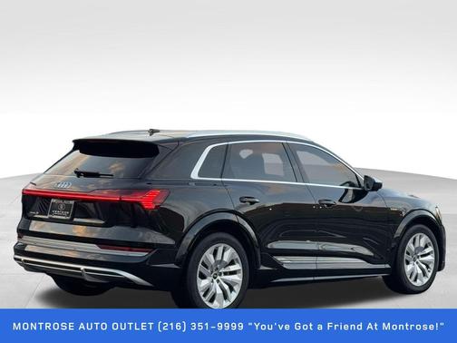 2022 Audi e-tron S Premium Plus