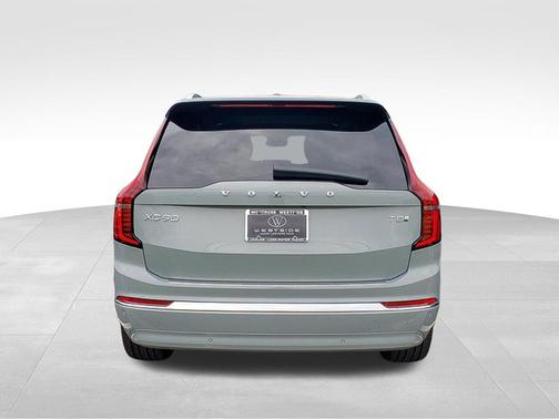 2026 Volvo XC90 Plug-In Hybrid T8 Plus 7-Seater