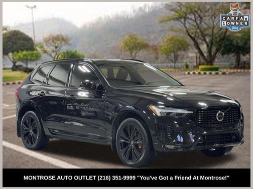 2024 Volvo XC60 B5 Plus Dark Theme