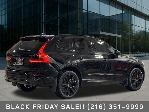 2024 Volvo XC60 B5 Plus Dark Theme