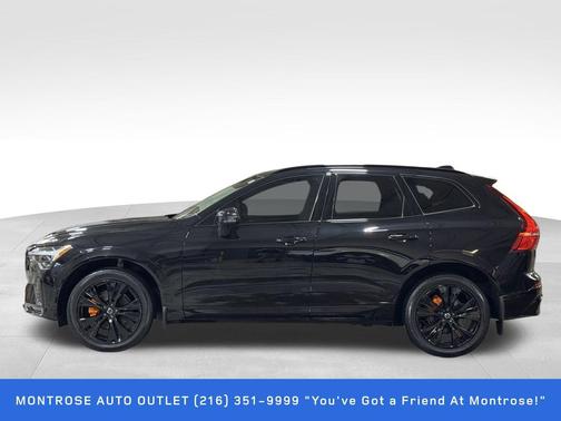 2024 Volvo XC60 B5 Plus Dark Theme