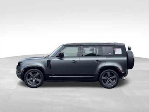 2023 Land Rover Defender 110 V8
