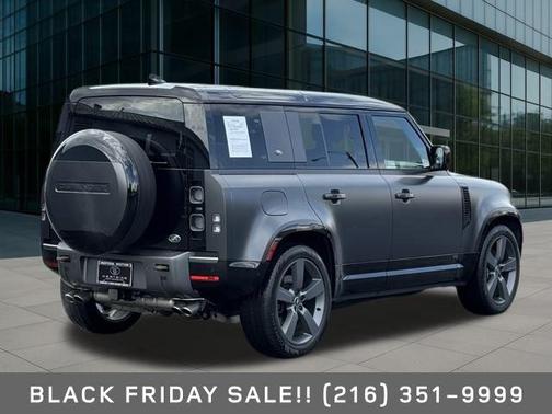 2023 Land Rover Defender 110 V8