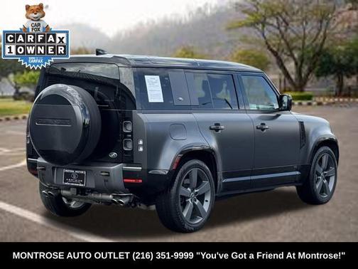 2023 Land Rover Defender 110 V8