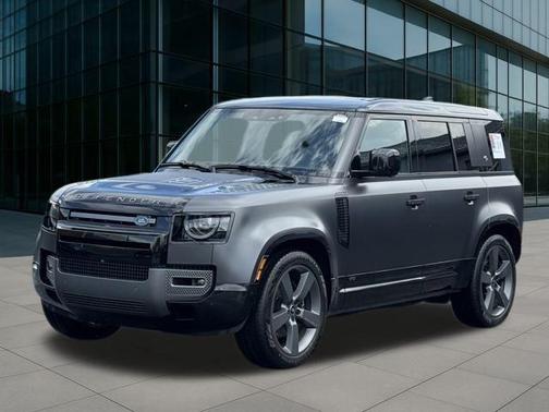 2023 Land Rover Defender 110 V8