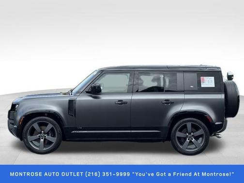 2023 Land Rover Defender 110 V8