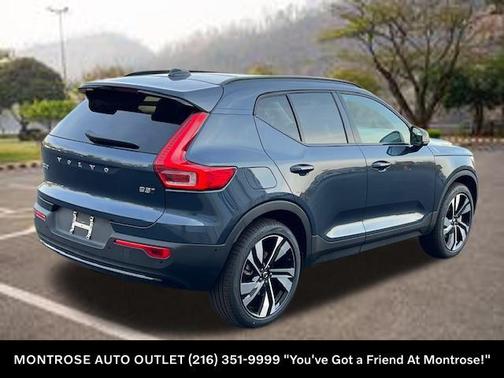 2026 Volvo XC40 B5 Ultra
