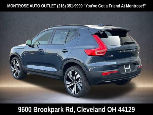 2026 Volvo XC40 B5 Ultra