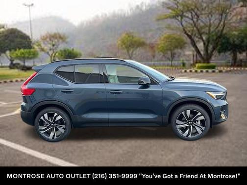 2026 Volvo XC40 B5 Ultra