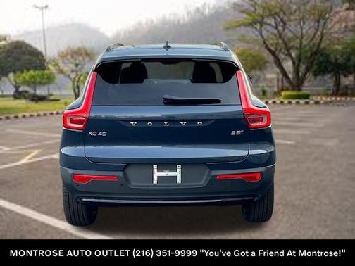 2026 Volvo XC40 B5 Ultra