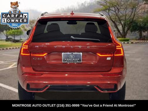 2022 Volvo XC60 Recharge Plug-In Hybrid T8 R-Design