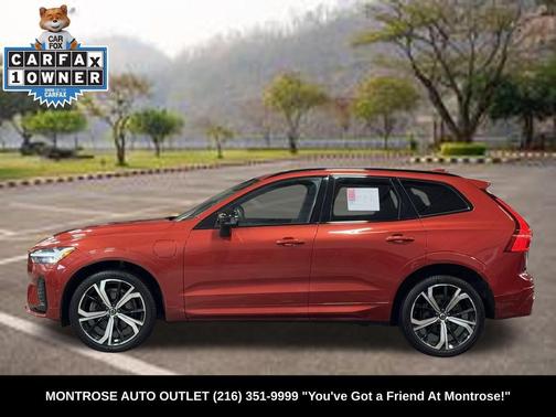 2022 Volvo XC60 Recharge Plug-In Hybrid T8 R-Design