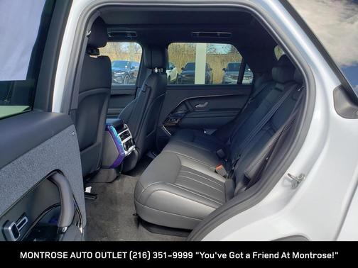 2025 Land Rover Range Rover Sport SE