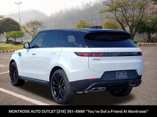 2025 Land Rover Range Rover Sport SE