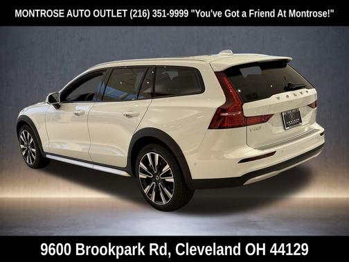 2026 Volvo V60 Cross Country B5 Ultra