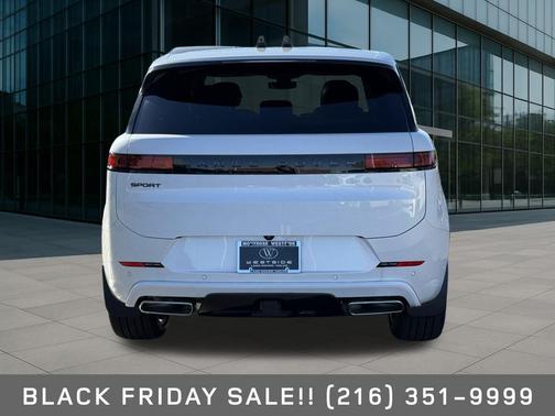 2025 Land Rover Range Rover Sport SE