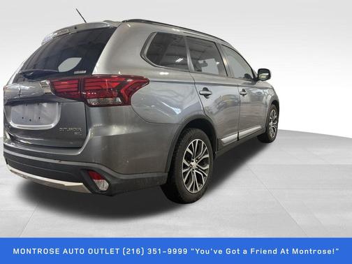 2016 Mitsubishi Outlander ES