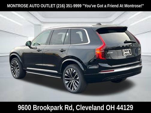 Onyx Black Metallic 2026 Volvo XC90 Plug-In Hybrid Ultra, T8 AWD, Electric/Gasoline, Bright, 7 Seats