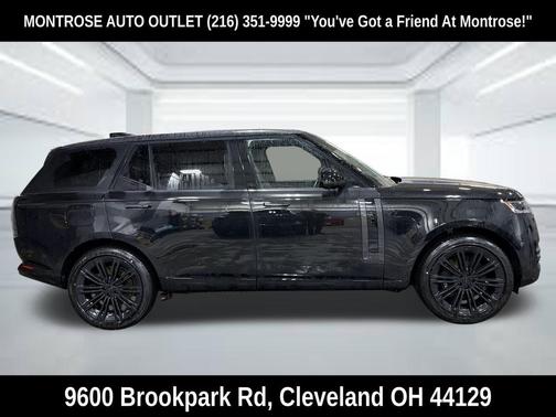 Black 2026 Land Rover Range Rover P530 SE 7 Seat