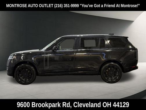 Black 2026 Land Rover Range Rover P530 SE 7 Seat