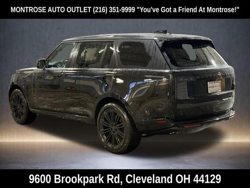 Black 2026 Land Rover Range Rover P530 SE 7 Seat