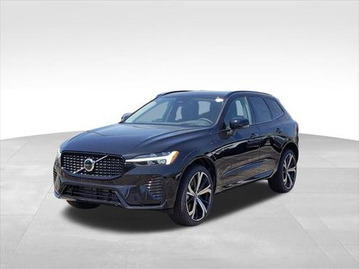 2025 Volvo XC60 Plug-In Hybrid T8 Ultra