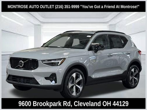 Vapour Grey Metallic 2026 Volvo XC40 Plus, B5 AWD Gas (mild hybrid), Dark