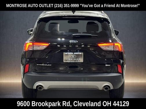 2022 Ford Escape PHEV Titanium