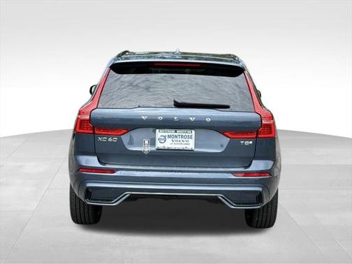 2025 Volvo XC60 Plug-In Hybrid T8 Plus
