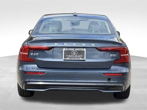 2025 Volvo S60 B5 Core
