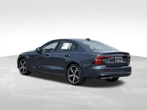 2025 Volvo S60 B5 Core