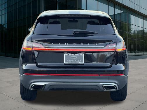 2021 Lincoln Nautilus Reserve