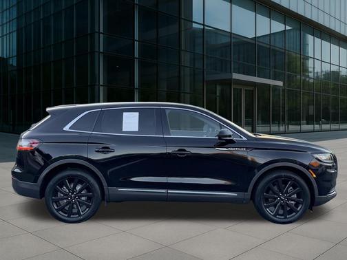 2021 Lincoln Nautilus Reserve