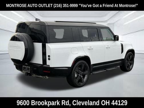 723 2026 Land Rover Defender P400 X-Dynamic SE