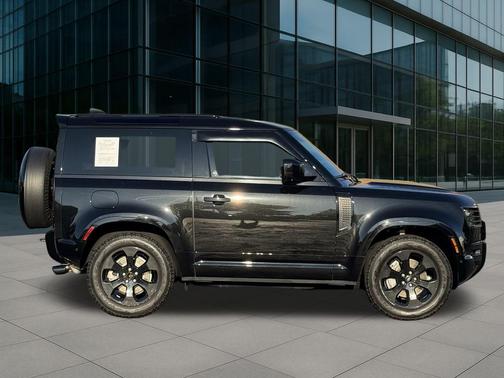 2023 Land Rover Defender 90 X-Dynamic SE