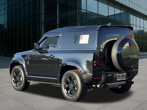 2023 Land Rover Defender 90 X-Dynamic SE