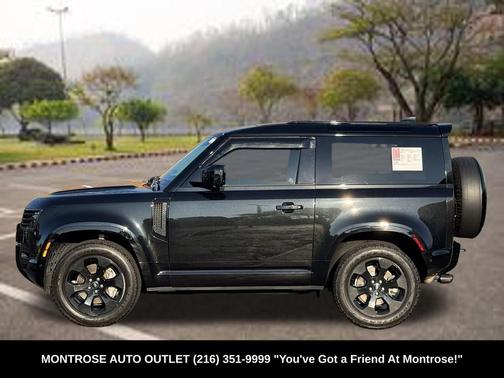 2023 Land Rover Defender 90 X-Dynamic SE