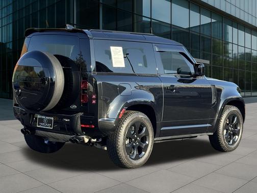 2023 Land Rover Defender 90 X-Dynamic SE