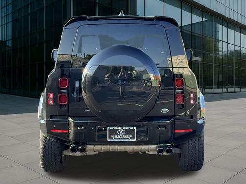 2023 Land Rover Defender 90 X-Dynamic SE