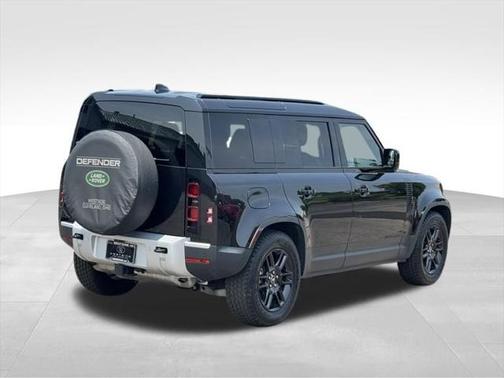 2025 Land Rover Defender S